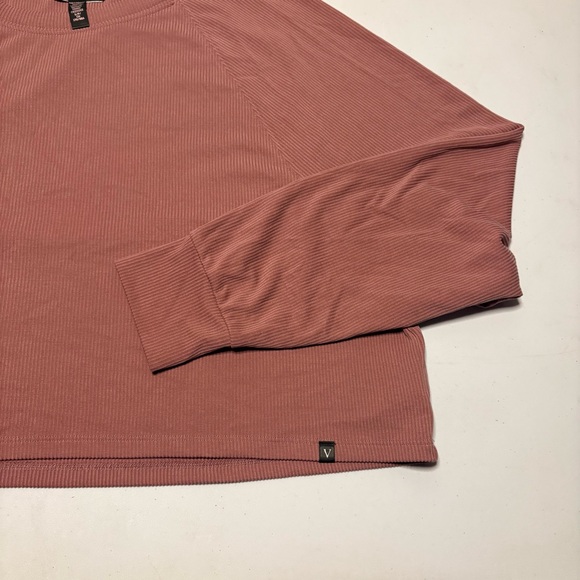 Victoria's Secret Long Sleeve - Picture 3 of 10